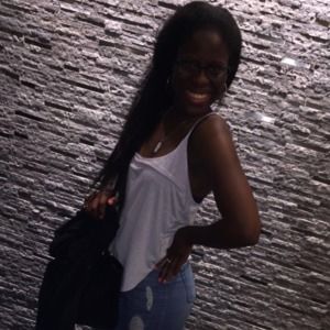 Meet your Posher, Helana